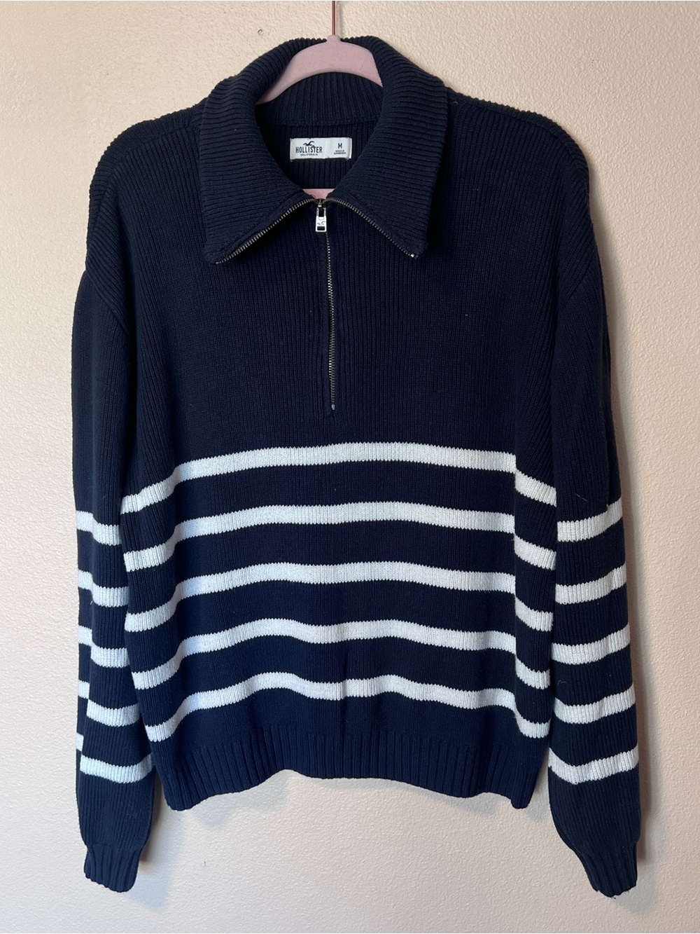 Hollister Women’s Loose Half Zip Sweater Striped Navy And White Size M